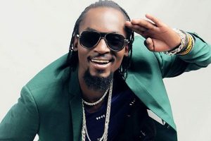 Omugenzi Mowzey Radio
