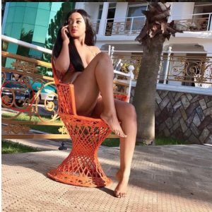 Fabiola chilling at the late Ivan Ivan's house in Muyenga