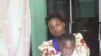 Naanwandu Nansubuga Annet n'omwana