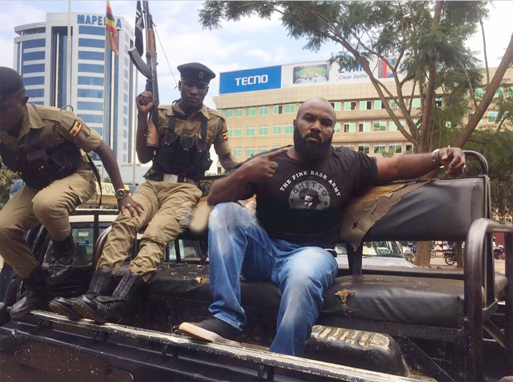 Eddie Mutwe ku kabangali ya Poliisi gye buvuddeko