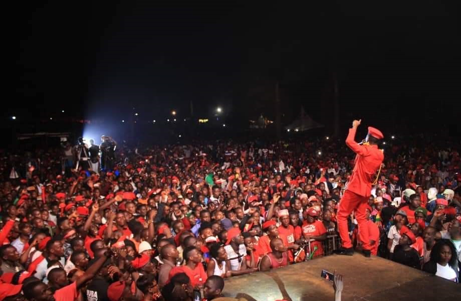 Bobi Wine e Busabala mu Kyarenga