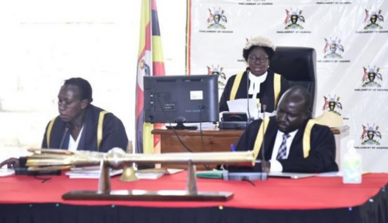 Sipiika Kadaga mu Palamenti akawungeezi ka leero