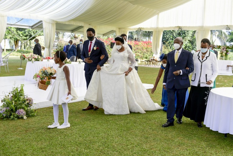 President Museveni accompanied by Janet attended scientific wedding of his cousin Akoragye in Entebbe on Saturday (PPU Picture)