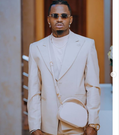 Diamond speaks out on his fashion sense