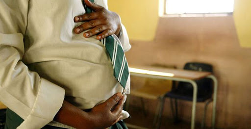 This image has an empty alt attribute; its file name is pregnant-girl.jpg